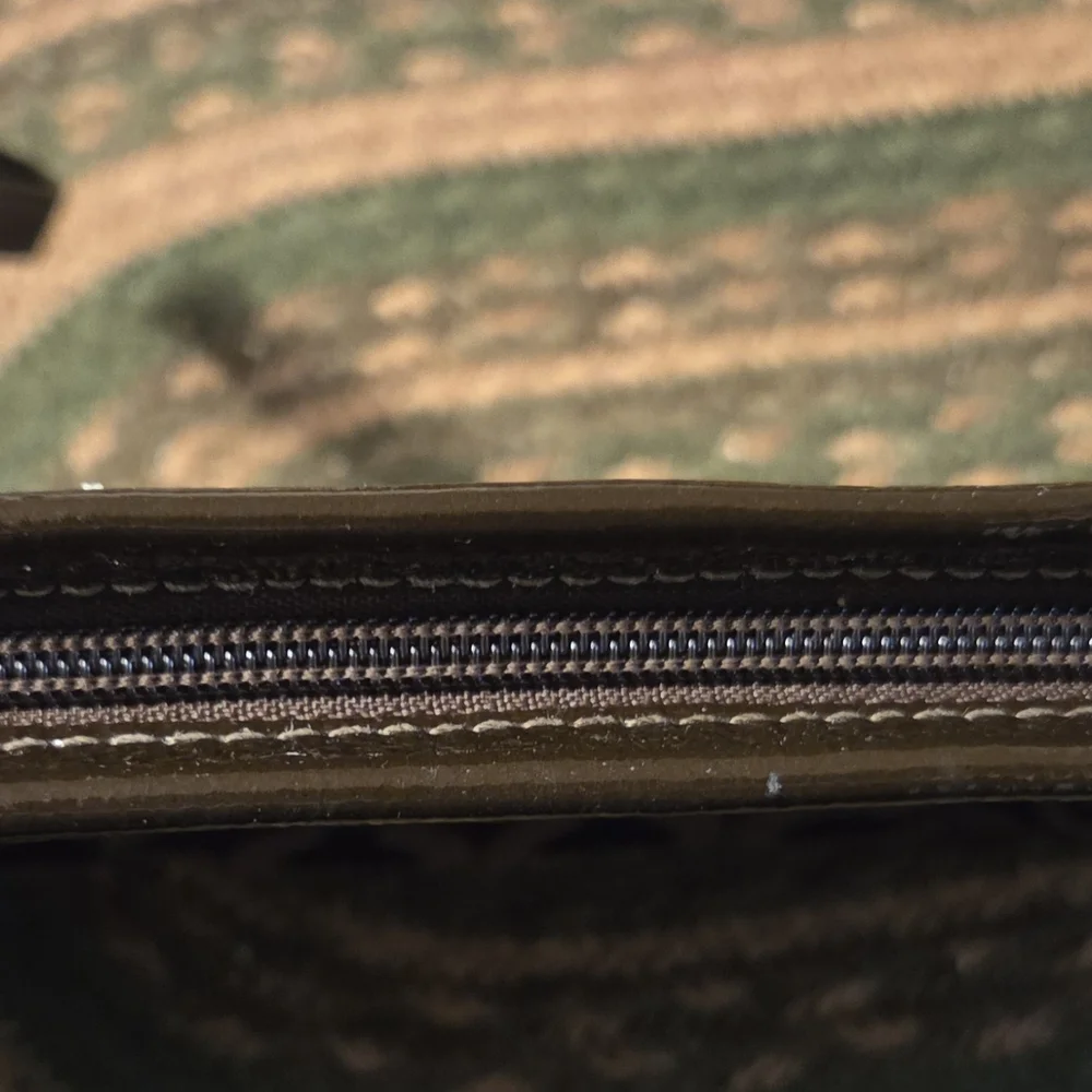 Coach Madison Medium Clutch Pouch Chocolate Brown W/Wristlet  Elegant !  Nwot - Picture 8 of 10